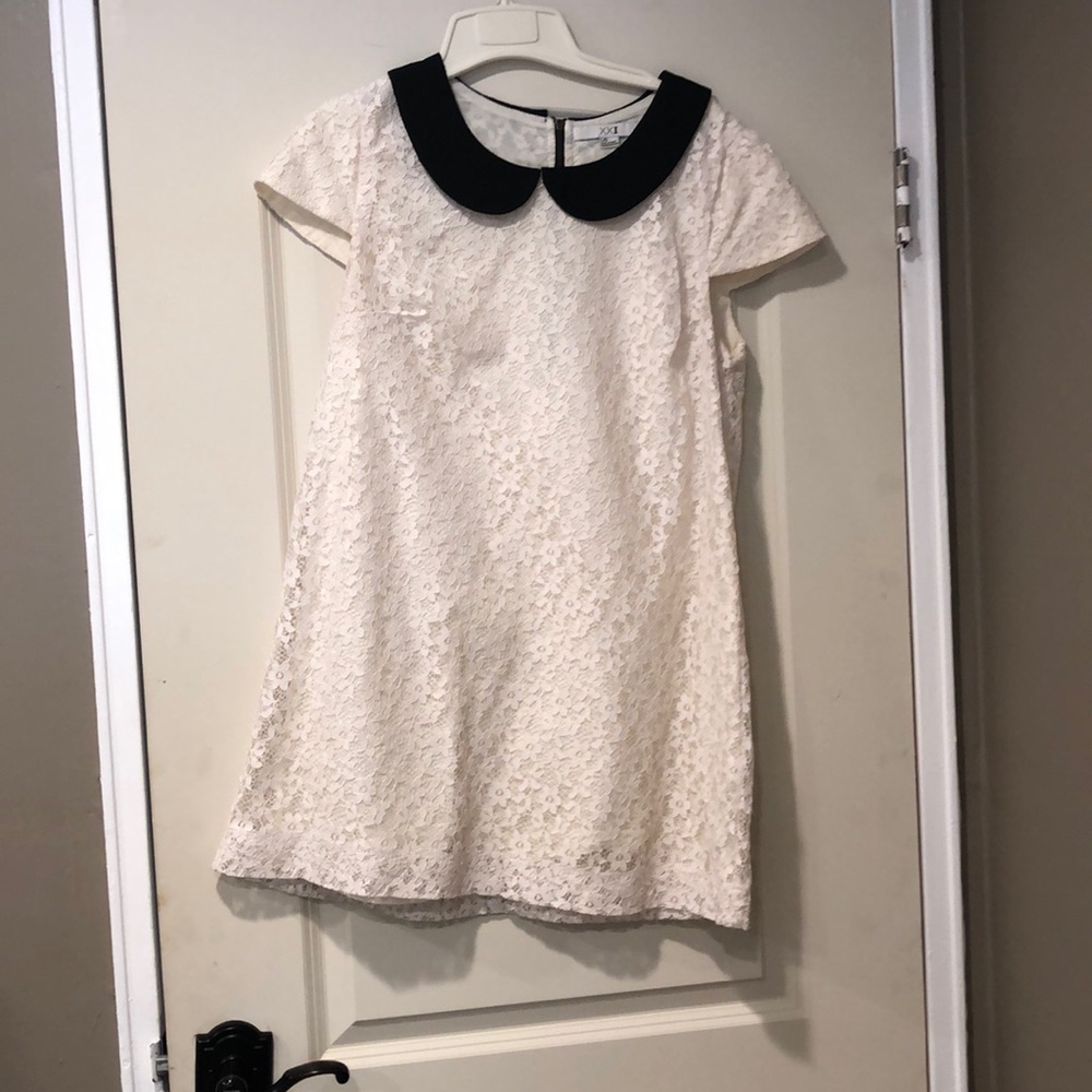 Forever 21 Ivory Lace Dress